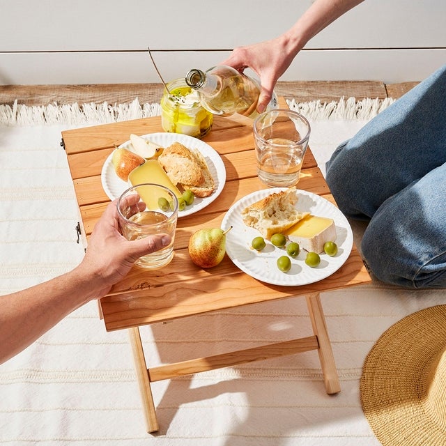 Fold-Up Wooden Picnic Table & Carrier