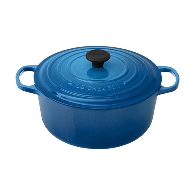 Le Creuset Enameled Cast Iron Signature Round Dutch Oven