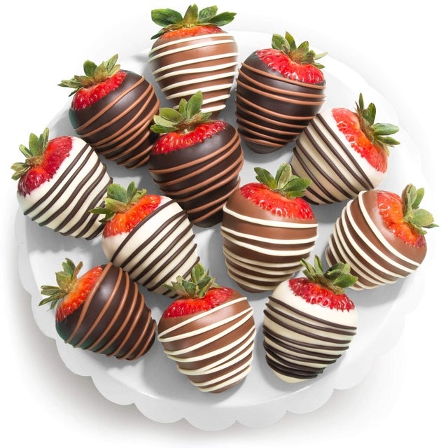 12 Chocolate Covered Strawberries