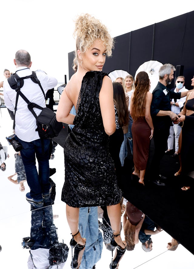 Jasmine Sanders at nyfw