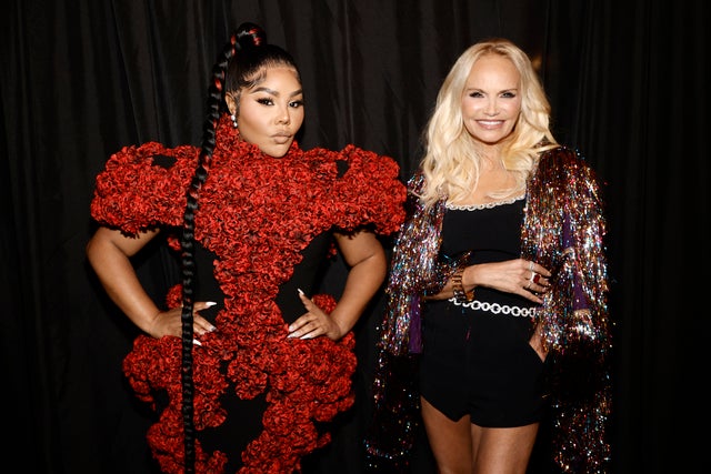 Lil' Kim and Kristin Chenoweth at nyfw