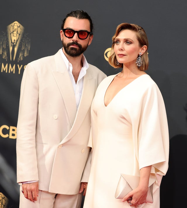 Robbie Arnett and Elizabeth Olsen at 2021 emmys