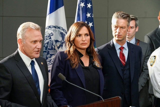 Watch Law & Order: SVU season 18, episode 15: Live stream info, preview and  more