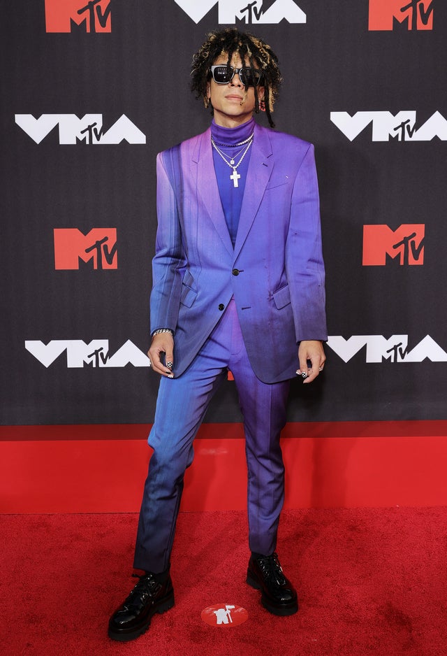 Iann Dior at 2021 mtv vmas