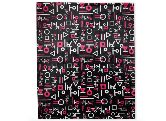 “Squid Game” Iconic Squid fleece blanket