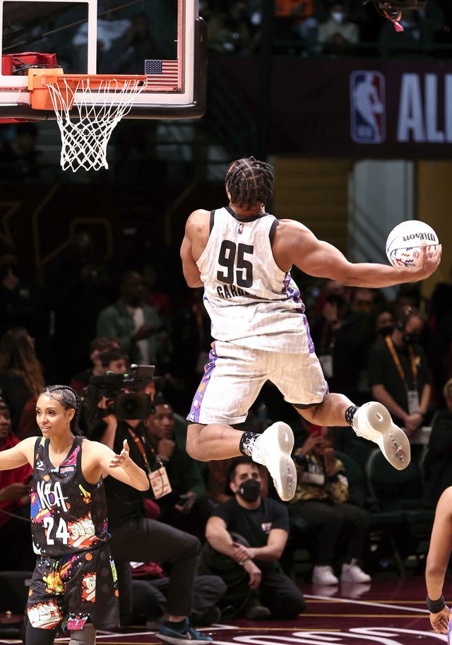 Machine Gun Kelly, Quavo & More Stars Play in NBA All-Star