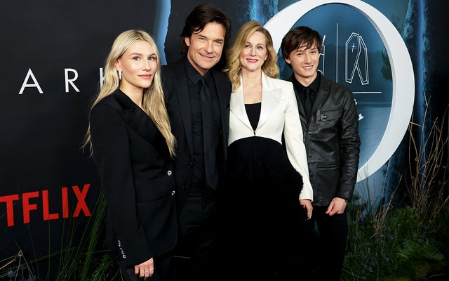 Sofia Hublitz, Jason Bateman, Laura Linney and Skylar Gaertner