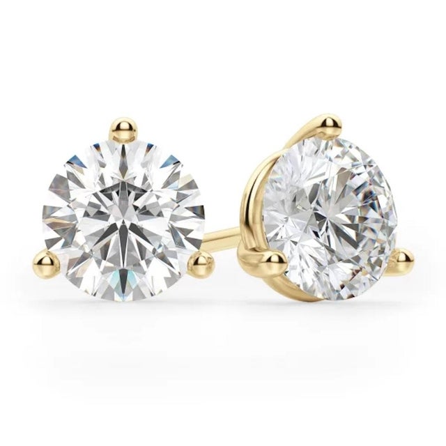 Diamond Nexus Round Cut Stud Earrings