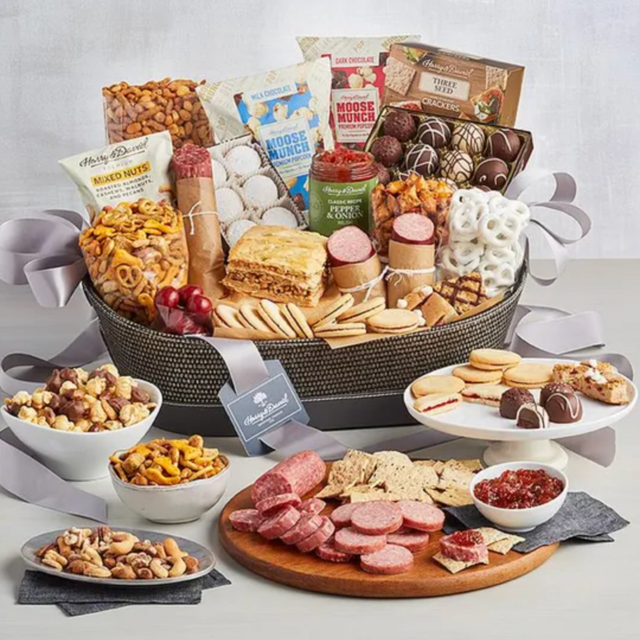 Harry & David Ultimate Premium Gift Basket