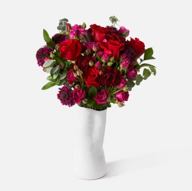 UrbanStems Valentine's Day Flowers