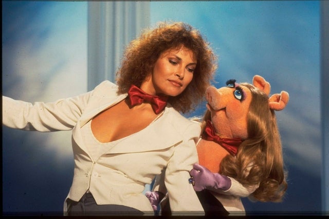 Raquel Welch and Miss Piggy