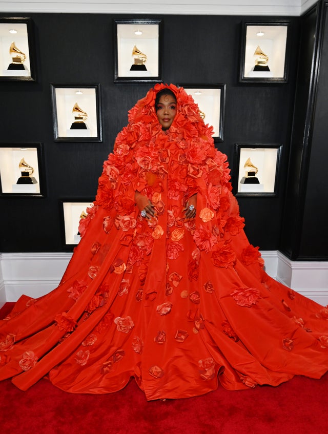 Lizzo Is Just Peachy in Show-Stopping 2023 GRAMMYs Look