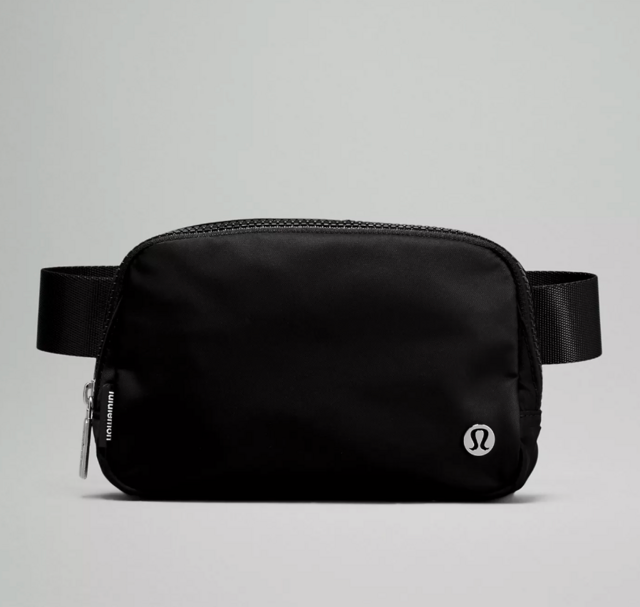 lululemon Everywhere Belt Bag