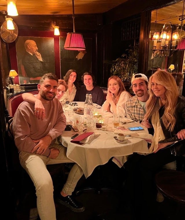 Bader Shammas, Dakota Lohan. Aliana Lohan, Nicholas Horne, Lindsay Lohan, Mike Lohan, and Dina Lohan