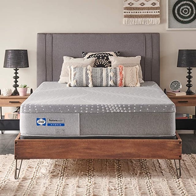 Sealy Posturepedic 12" Hybrid Spring Mattress