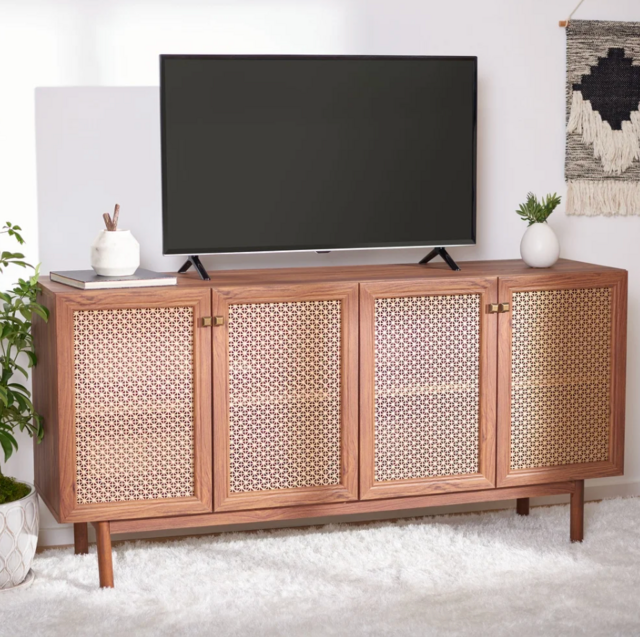 SAFAVIEH Piran 4-Door Storage Media TV Stand