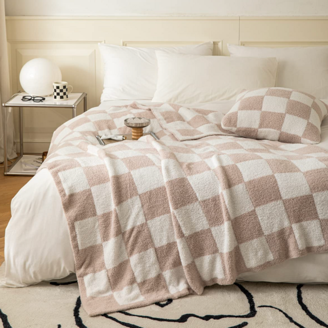 Repreconf Cozy Checkerboard Throw Blanket