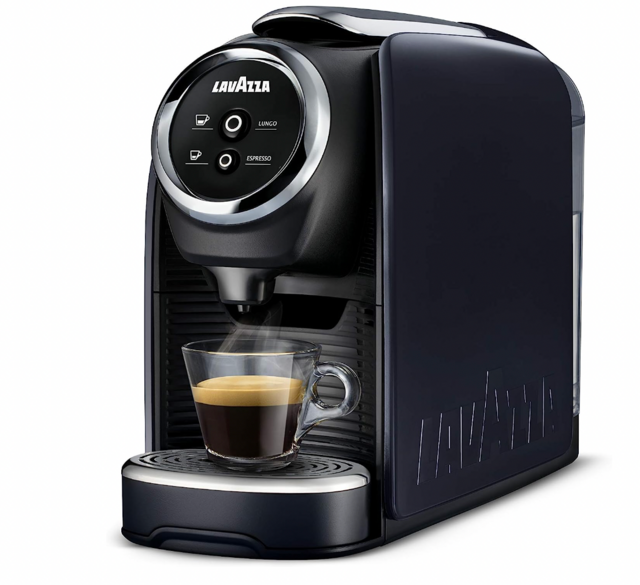 16 Best Espresso Machines, According to Coffee Experts 2023: Nespresso,  Chefman, Breville, De'Longhi