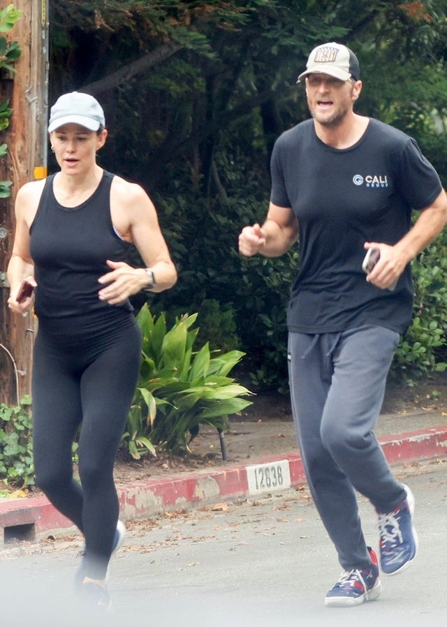 Jennifer Garner & Boyfriend John Miller Enjoy a Double Date in Santa  Monica: Photo 4356138 | Jennifer Garner, John Miller Photos | Just Jared:  Entertainment News