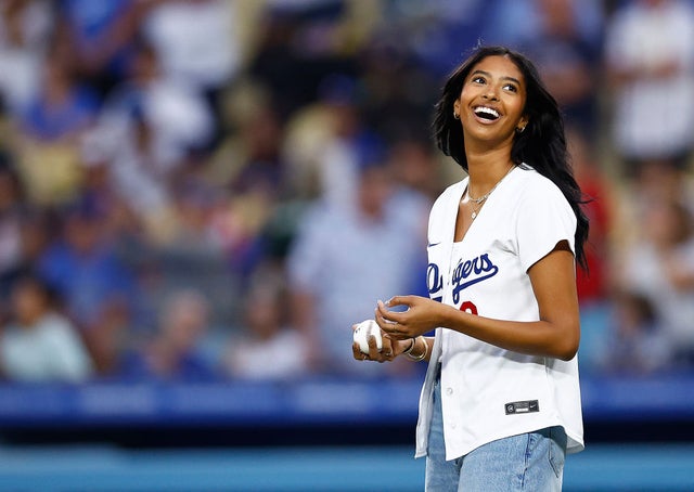 Natalia Bryant Throws Out First Pitch at Dodgers Game, Dodgers