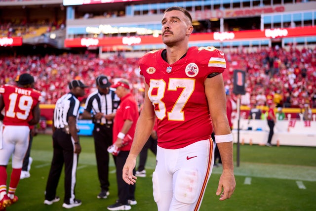 Travis Kelce Invited Taylor Swift to Chief's game 