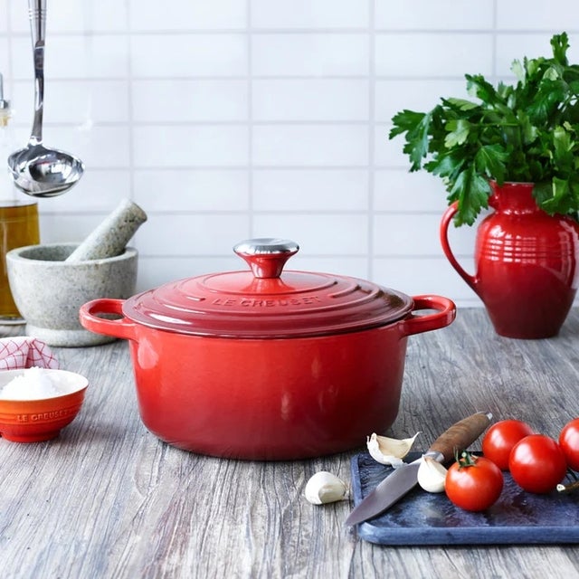 Le Creuset Round Dutch Oven