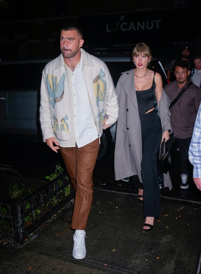 Travis Kelce and Taylor Swift, Street Style