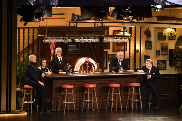 Ted Danson, Rhea Perlman, Kelsey Grammer, John Ratzenberger and George Wendt