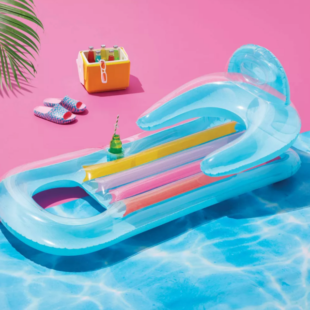 Sun Squad Inflatable Lounge Pool Float