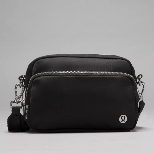 Lululemon Everywhere Crossbody Bag