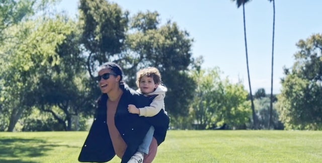 Cute Pics of Meghan Markle and Prince Harry's Kids Archie and Lilibet ...