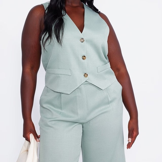 PrettyLittleThing Plus Sage Green Linen Look Tailored Vest and Pintuck Tailored Pants