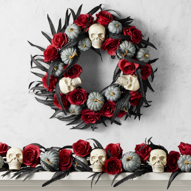 Williams Sonoma Spooky Soiree Halloween Pre-Lit Faux Wreath & Garland