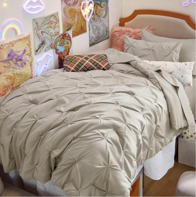 Bedsure Twin Comforter Set with Sheets