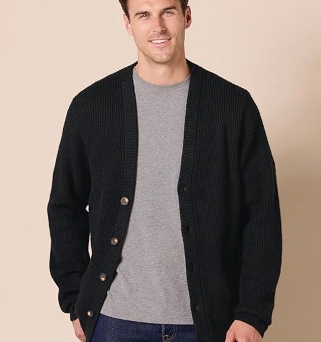 Amazon Essentials Men's Long-Sleeve Soft Touch Cardigan Sweater