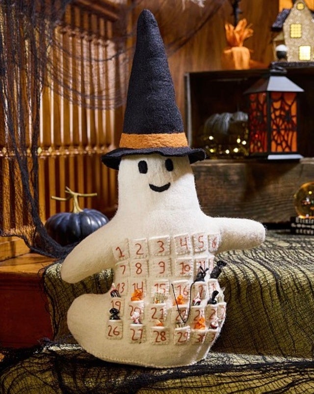 Pottery Barn Kids Felted 3-D Ghost Advent Calender