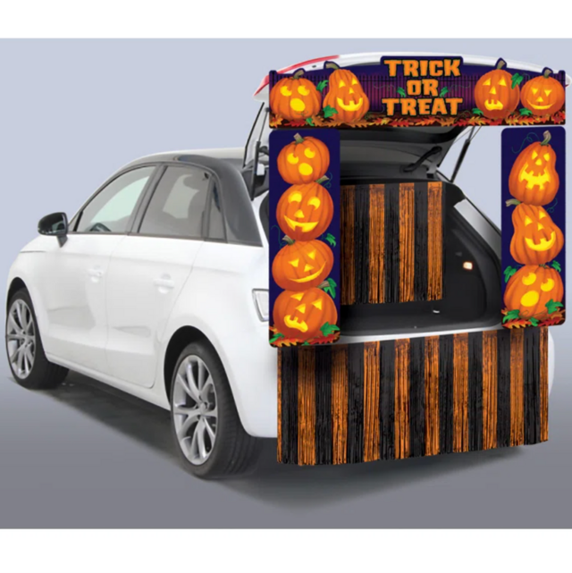 The Holiday Aisle Trunk or Treat Pumpkins Kit