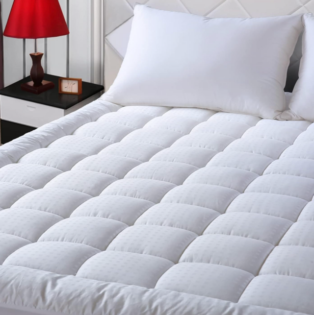 Easeland Queen Size Mattress Pad Pillow Top Mattress Cover