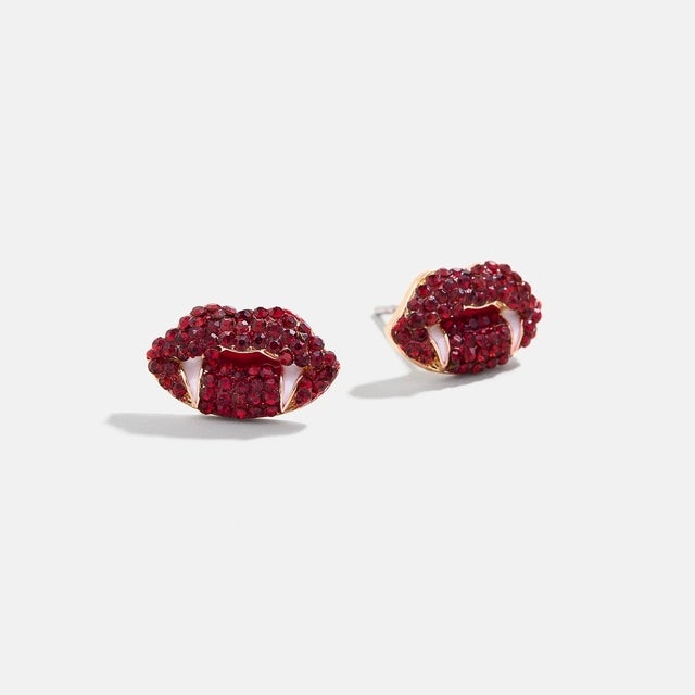 Halloween Delicate Stud Earrings in Fangs