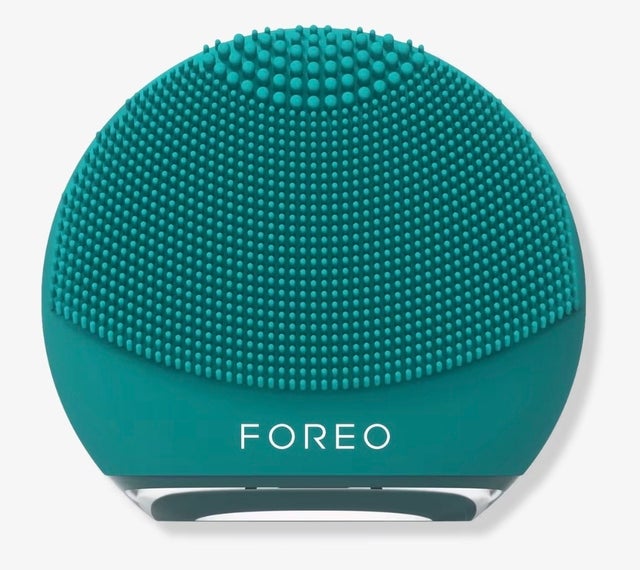 Foreo Luna 4 Go Facial Cleansing and Massaging Device