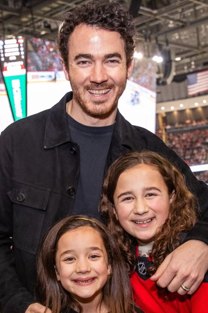 Kevin Jonas, Alena Jonas, Valentina Jonas