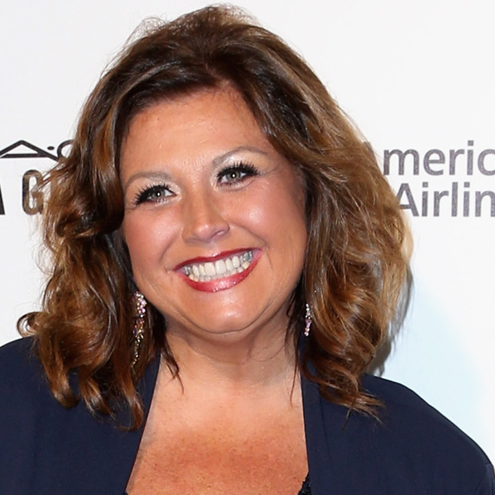 Abby Lee Miller Shows Off Scars, Removes Wig During Cancer: Pics