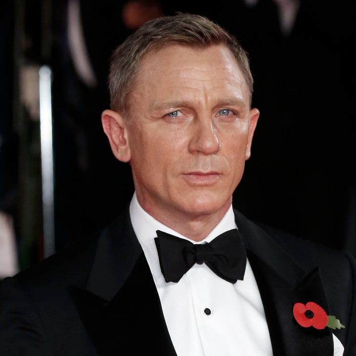 Daniel Craig on Crutches and Wearing a Boot in Airport After Suffering ...
