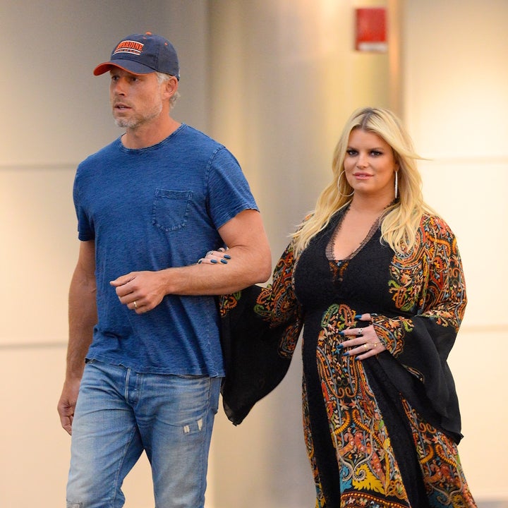 Jessica Simpson's Bag Style: Pregnant Star Shows Off Orange Hermès