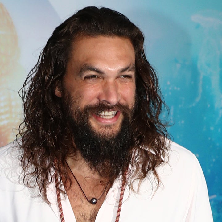 Jason Momoa's Pink Scrunchie Was the Best Accessory at the 2019 Oscars ...