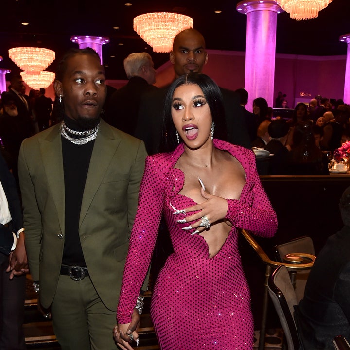 Cardi B's Abs & Cleavage Rocks Red Bandana Outfit Before Offset Split –  Hollywood Life