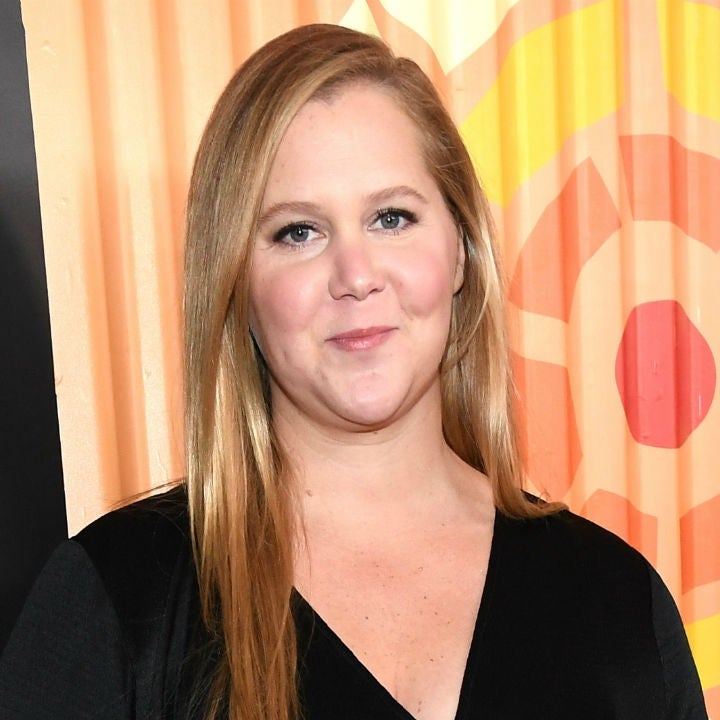 Amy Schumer Shares Her Dad Has Been Hospitalized | Entertainment Tonight