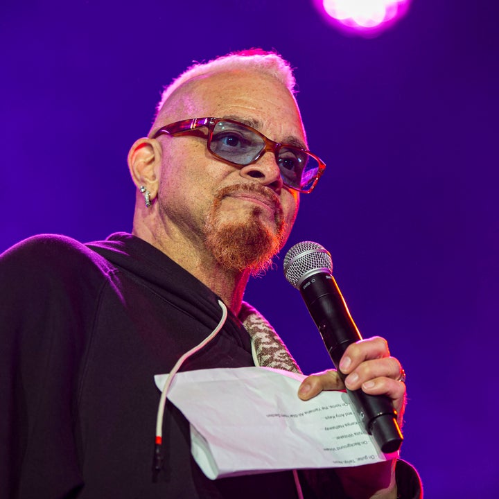 Sinbad Still Learning To Walk Two Years After Stroke Family Updates   Gettyimages 1200267253 