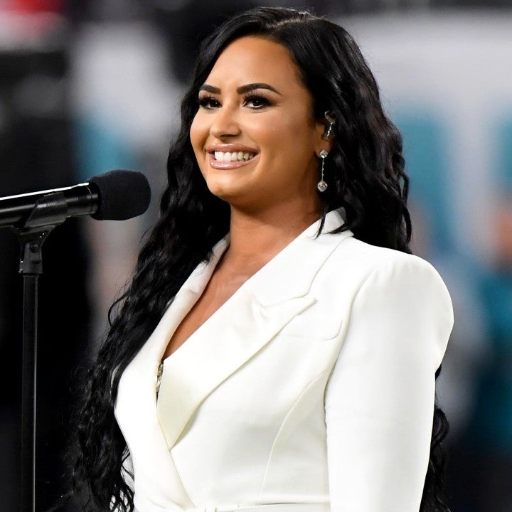 Demi Lovato Comes Out as Non-Binary, Using They/Them Pronouns – The  Hollywood Reporter