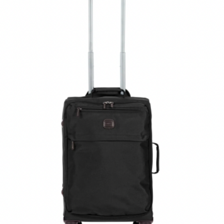 Jetsetters take up to 54% off TUMI luggage, bags and more at Nordstrom Rack